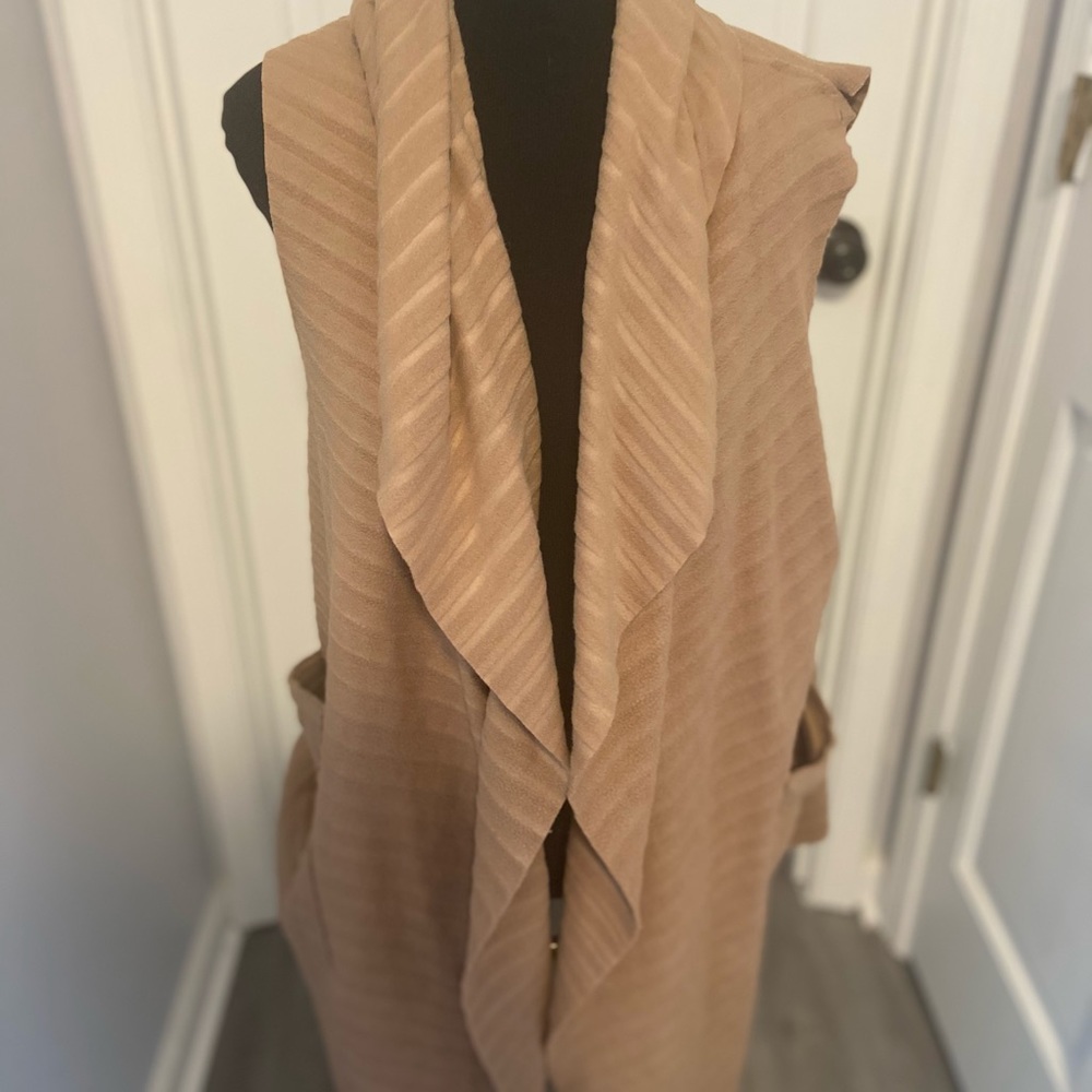 Tan vest